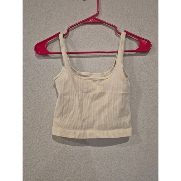 OQQ Women's Ribbed Crop Tank Top Scoop Neck Basic Bralette Size S Cream - Picture 1 of 4